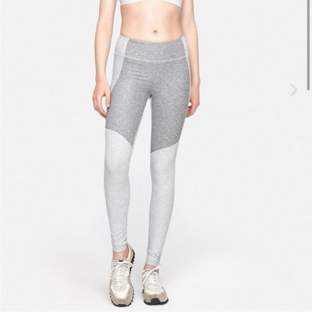 Outdoor Voices Grey Warmup Leggings, Size L!